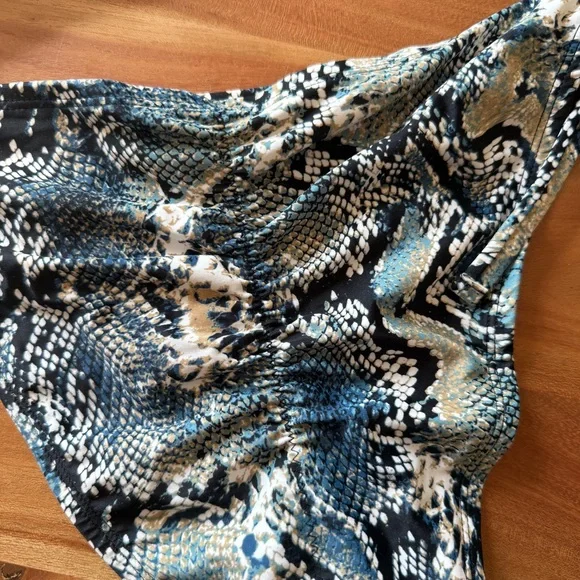 NWT Snakeskin Print Bikini Set - Picture 4 of 4